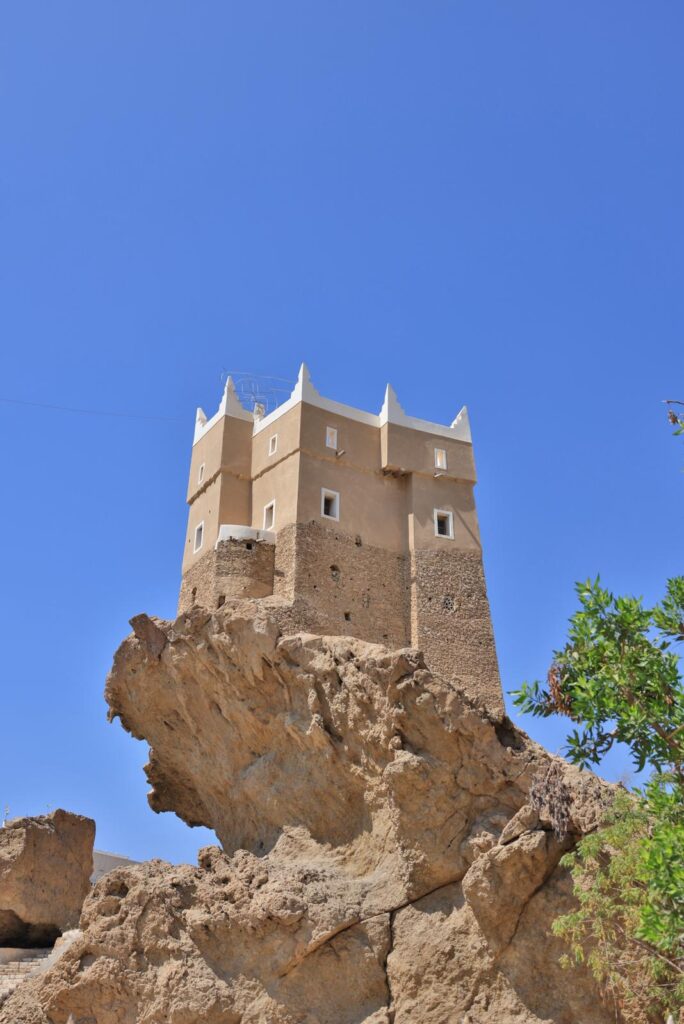 Al-Gwayzi Fort Mukalla cliffside fortress Hadramout