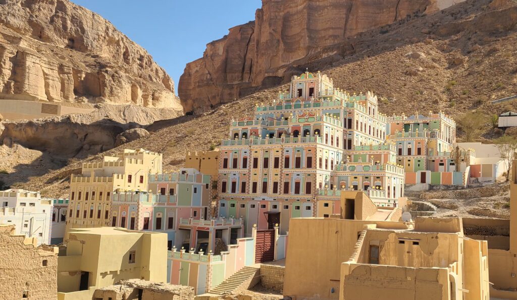 Buqshan Palace colorful mud architecture Khaila Wadi Doan